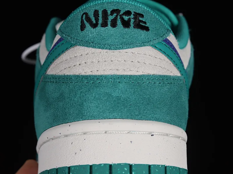 All categories Nk SB Dunk series Nk SB Dunk Low low-top sneakers Nk SB Dunk Low "85" gray green double hook SB low-top sports and leisure sneakers DO9457-101